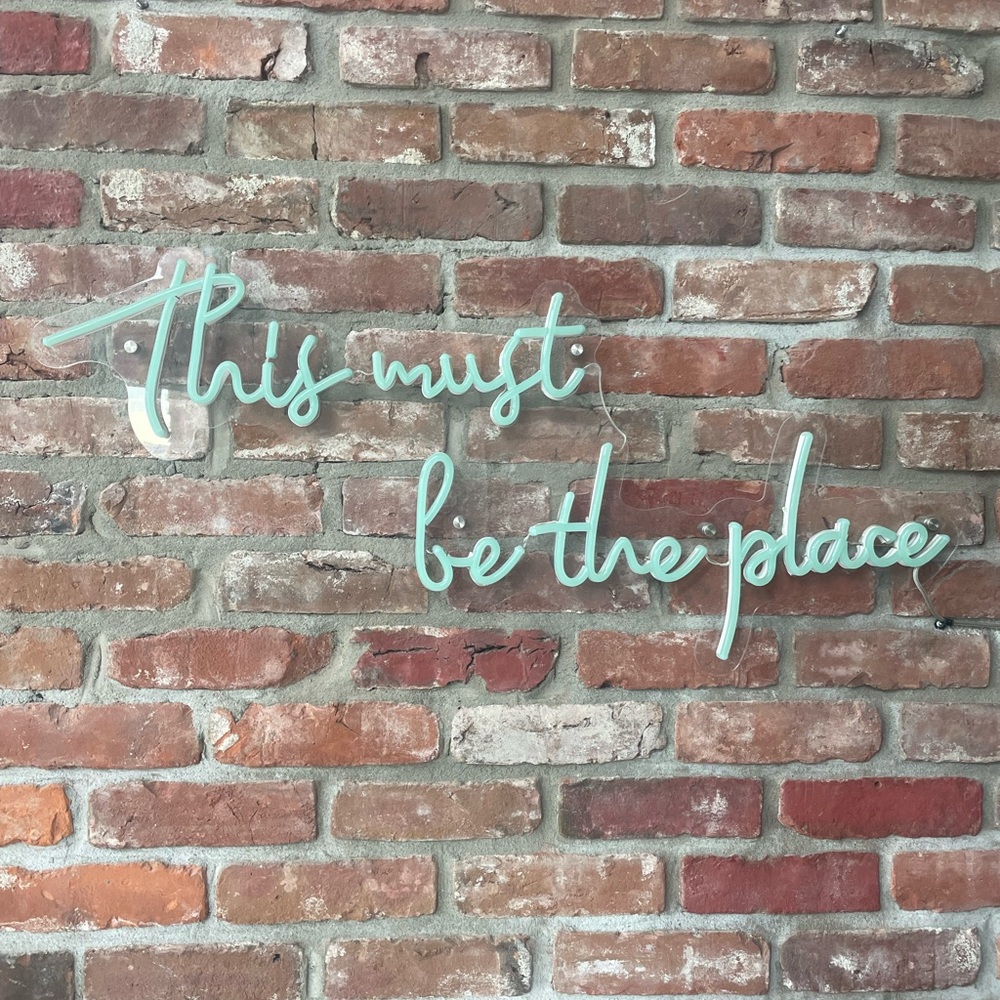 Neon sign - blue